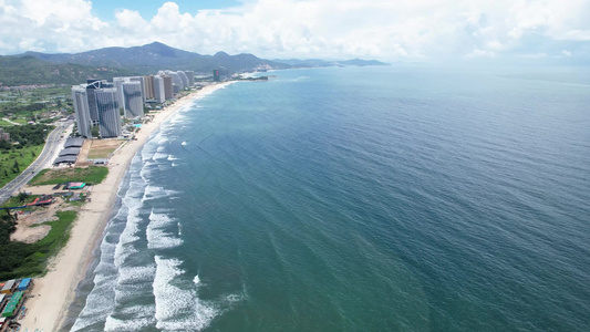 4K广东惠州海滩沙滩自然风光夏季风景航拍视频视频