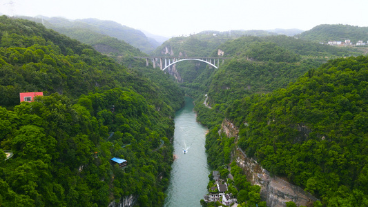 湖北宜昌三游洞4A景区峡谷航拍4K[旅游点]视频