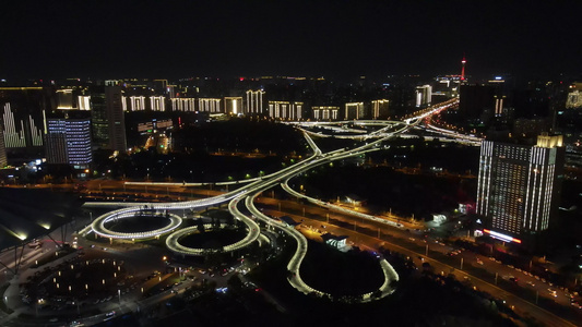 航拍郑州城市夜景交通视频