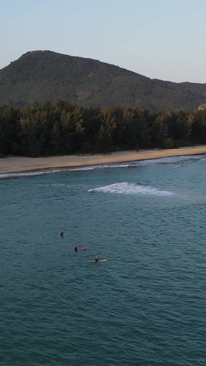 海南三亚航拍海岸海岸线8秒视频