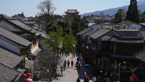 云南世界文化遗产旅游大理古城街景行人道路4k素材53秒视频