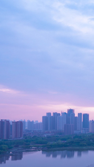 航拍延时摄影城市夕阳晚霞落日天空湖景风景素材风光风景24秒视频