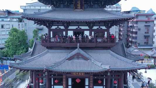 春节桂林著名景点逍遥楼游客市民4k航拍视频
