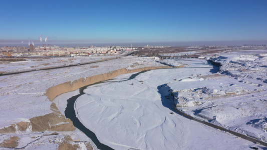 嘉峪关北大河雪景视频