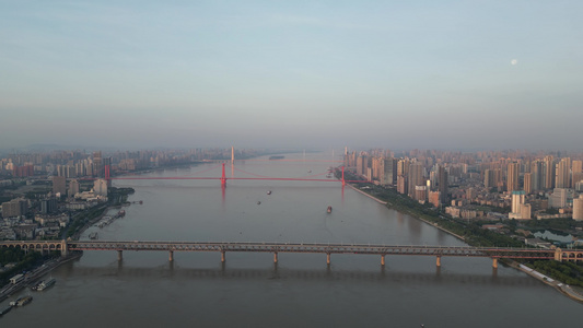 航拍湖北武汉城市建设视频