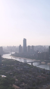 航拍环绕城市地标建筑天际线素材城市素材视频