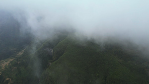 航拍湖南湘西5A级景区德夯大峡谷云雾天气自然风光4k素材56秒视频