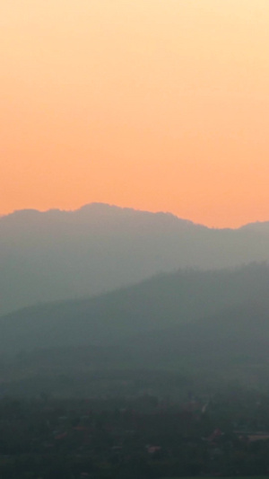 太阳落山夕阳西下朦胧延时日出日落20秒视频