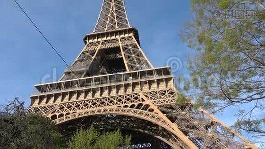埃菲尔铁塔的景色视频