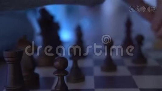 国际象棋单人游戏视频