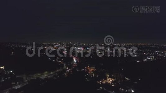 洛杉矶夜景。 加州，美国。 鸟瞰图视频