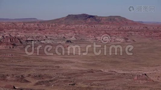 亚利桑那山侵蚀景观，石化森林国家荒野区和油漆沙漠视频