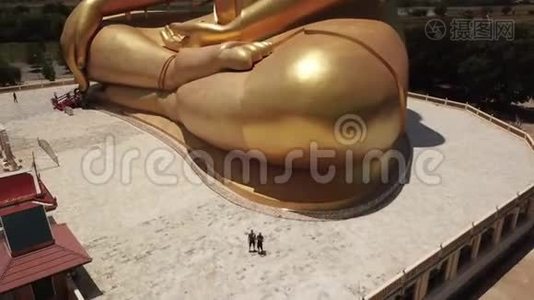 佛像是泰国最大的佛像。视频
