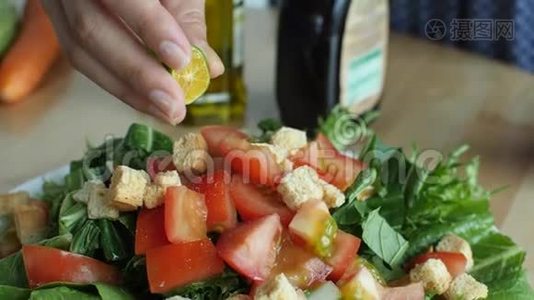 慢动作烹饪健康素食沙拉视频