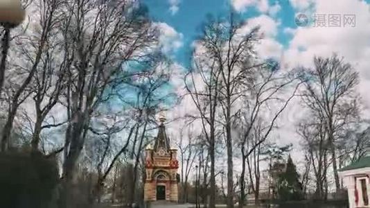 戈梅尔，白俄罗斯。 早春的帕斯克维奇教堂炸弹。 著名的地方地标，在超移，运动时间推移视频