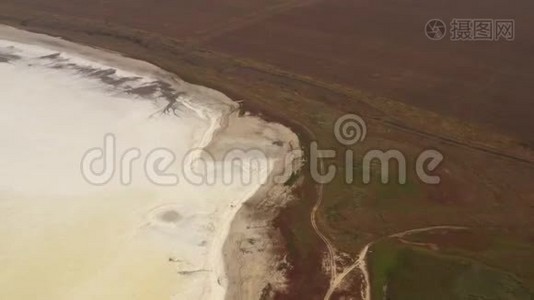 迈科莱夫地区的图兹拉盐湖视频