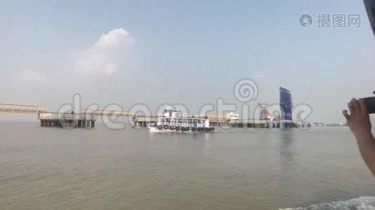 印度，孟买-阿拉伯海的船舶观视频