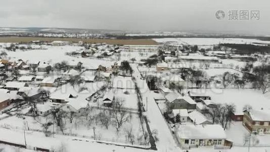 横观雪覆盖村.视频