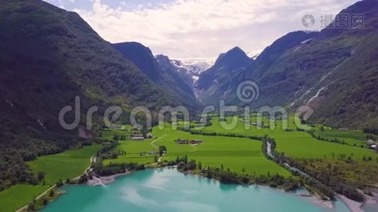 Briksdal冰川和Olden湖，Olden，Hordalandog Sognog Fjordane，挪威，2019年视频