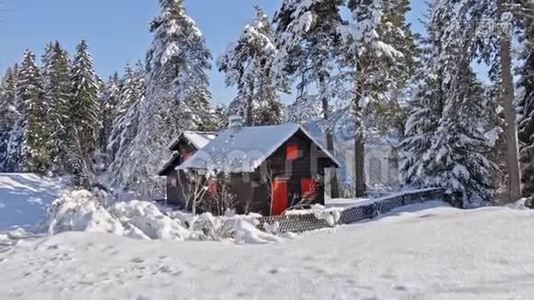 冬季仙境小屋Conn航空4k视频
