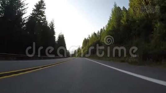 华盛顿山脉的跨桥视频