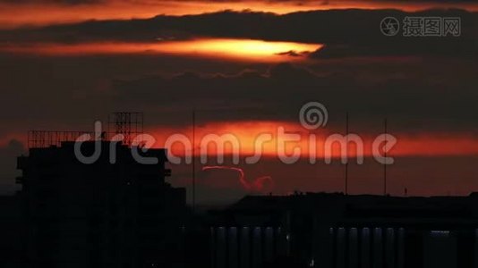 太阳运动方式的时间流逝城市景观。视频