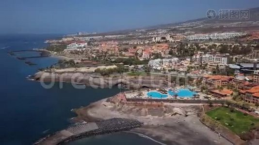 Tenerife Costa Adeje度假胜地的鸟瞰图视频