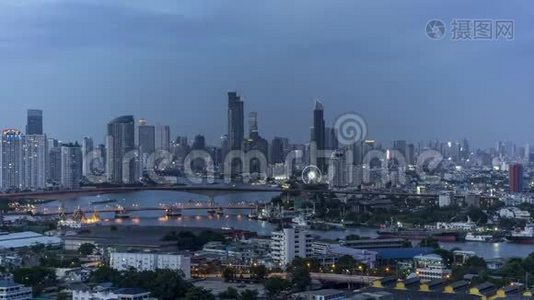 时间流逝4k：在潮法拉河巡航通过曼谷。视频