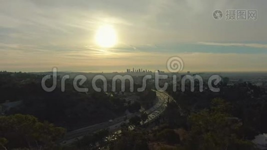洛杉矶日出天际线。 加州，美国。 鸟瞰图视频
