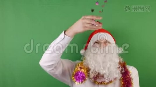 快乐有趣的人，就像一个留着白胡子的圣诞老人，2019年圣诞节和新年，绿色Chroma钥匙视频