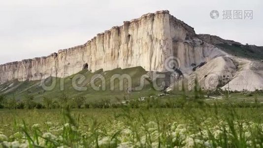 白岩或Belaya Scala、Rock Aq Kaya、克里米亚的美丽景观视频