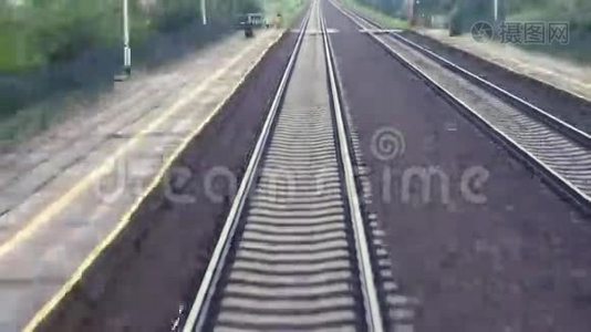 逃跑的火车视频