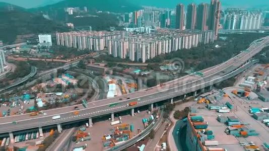 香港-2018年5月1日：现代港口集装箱码头的航空景观。 进出口，商务物流。视频