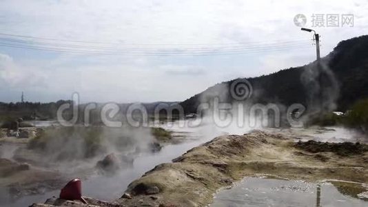 75度天然火山温泉视频