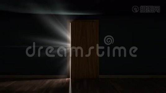 4K光和粒子在房间通过开门视频
