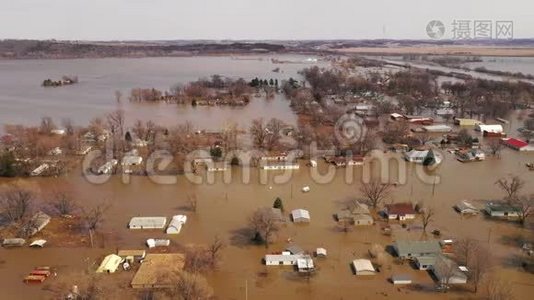 爱荷华州太平洋交界处的小镇完全淹没在2019年3月的洪水中视频