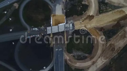 道路施工时间推移.. 在建轨道无人鸟瞰图..视频