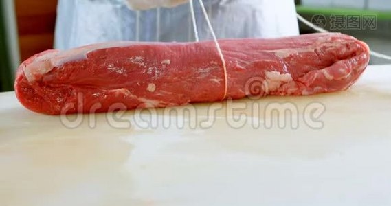 肉铺4k肉丝的屠夫视频