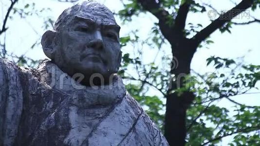 东京宜家鸿蒙寺石像视频