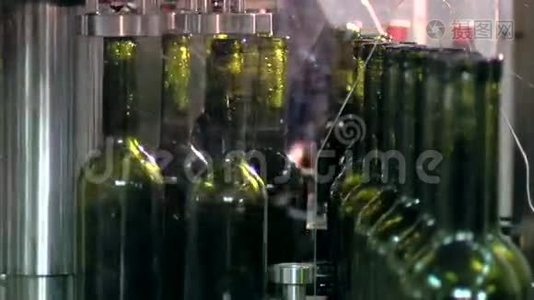 葡萄酒装瓶厂视频