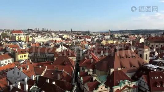 4K.捷克共和国布拉格古城的城市景观。红色屋顶视频