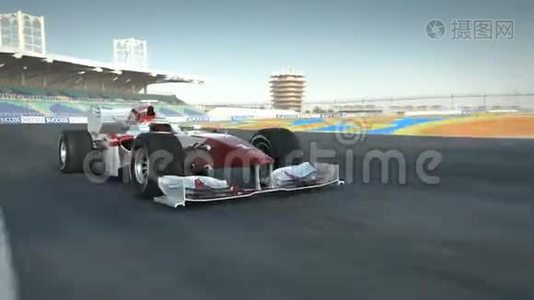F1赛车沙漠电路通过相机视频