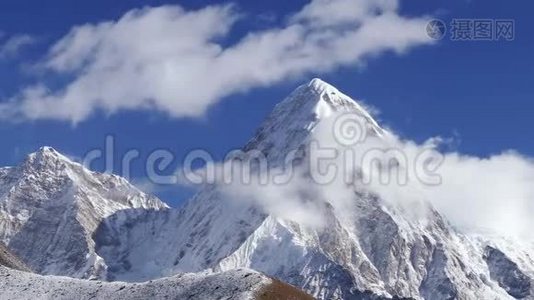 喜马拉雅山日升时间推移变焦4k视频
