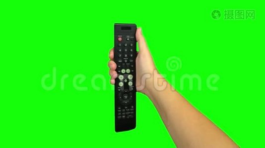 黑色遥控器电视换一个频道.. 绿色屏幕视频