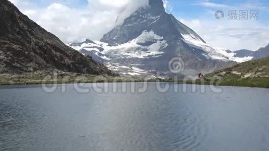 瑞士泽马特雪麦特角峰和斯泰利塞湖的风景视频