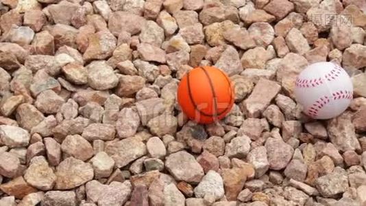 石头上的运动球视频