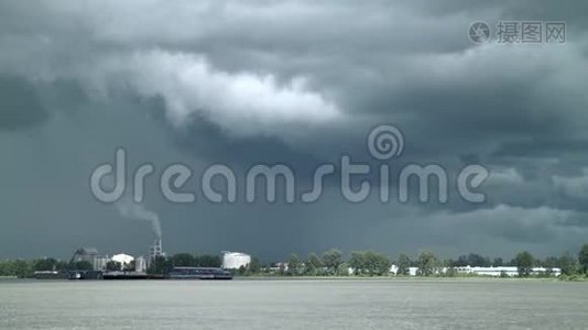 闪电和风暴云，弗雷泽河变焦4K，UHD视频