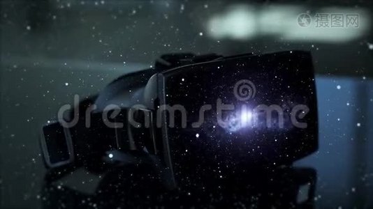 虚拟空间动画VR耳机视频