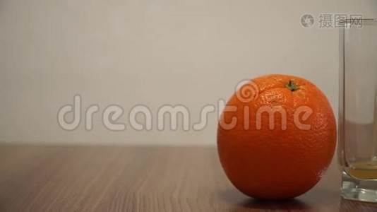 鲜橙汁视频