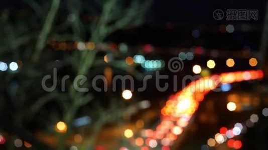 夜晚天桥上交通堵塞的时间间隔视频